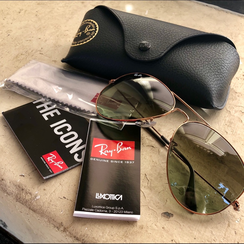 BRAND NEW- Ray Ban aviators- Bronze frame